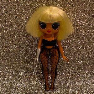 LOL Surprise Omg Remix Pop B.B. Fashion Doll